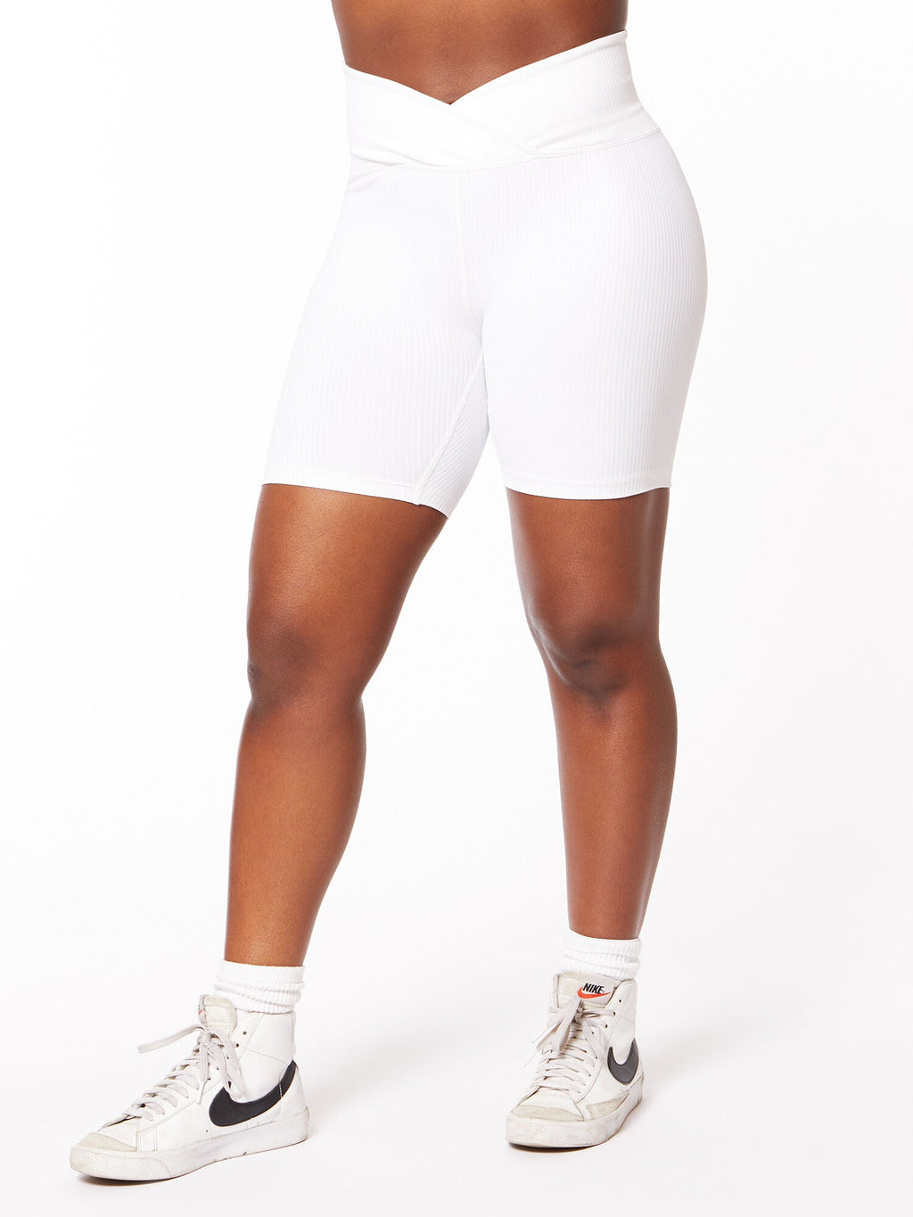 V WAIST BIKER SHORT