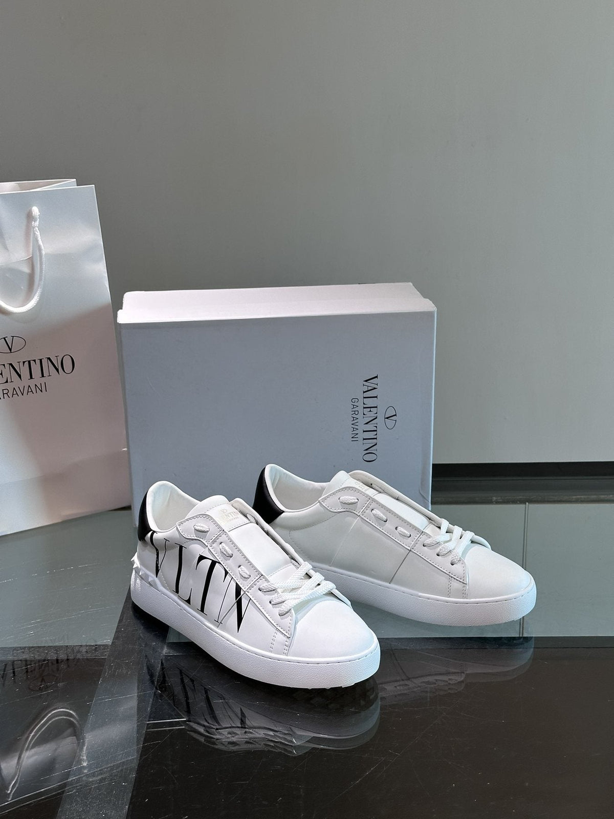 Valentino VLTN Stud Low-Top Sneakers